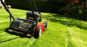 Lawn mower types