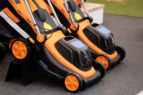 Click Here To Enlarge This Photo Of A Simple Guide to Choosing a Lawn Mower